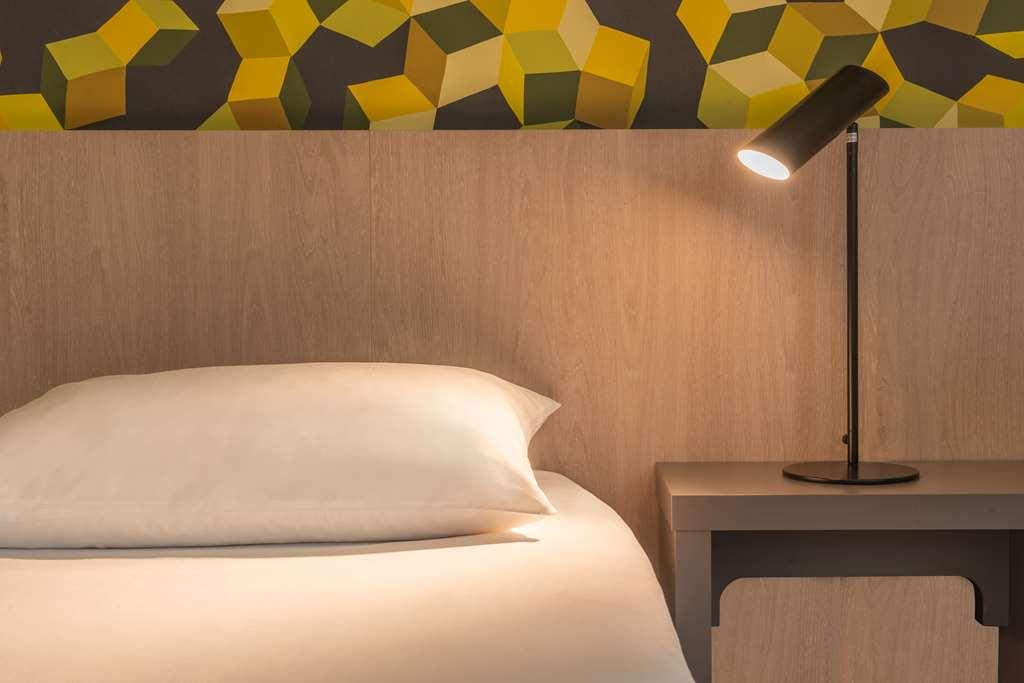 The Originals City, Ara Hotel, Ландерно Номер фото