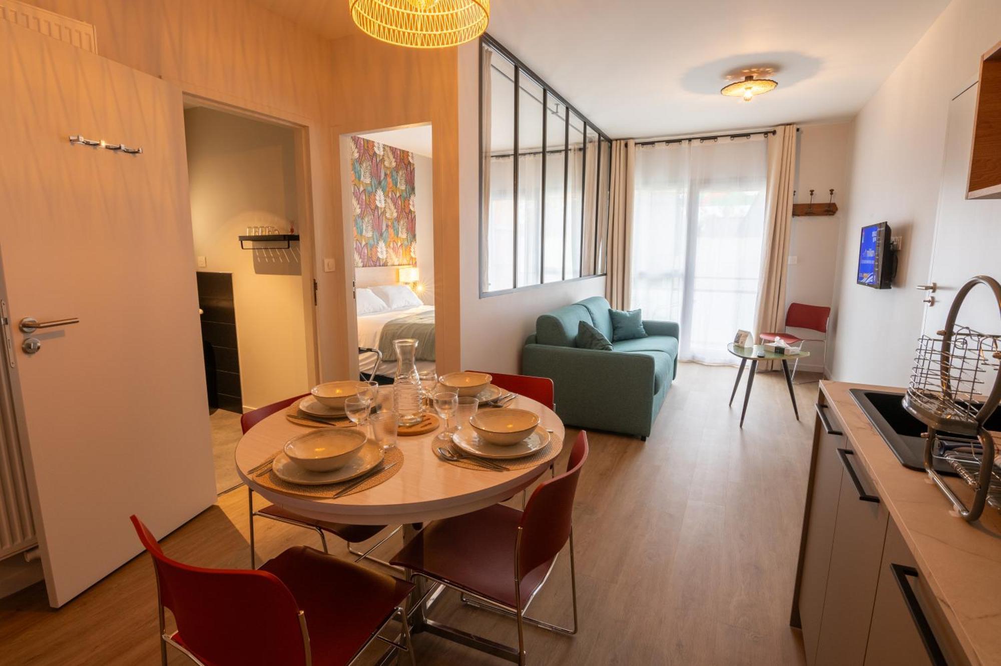 The Originals City, Ara Hotel, Ландерно Экстерьер фото